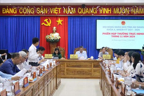 'Hồi trống giục' cuối năm