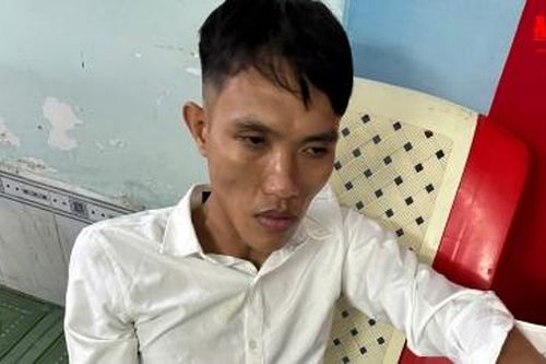 Bắt quả tang đối tượng tàng trữ ma túy trên xe ôtô khách