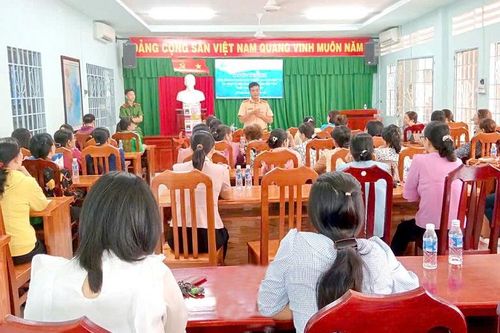 Tuyên truyền kiến thức pháp luật về an toàn giao thông