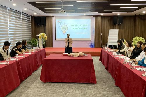 Hội thảo chuyên đề Hồi sức cấp cứu nhi sơ sinh