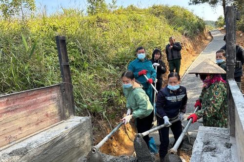 Phụ nữ Tràng Định góp sức bảo vệ biên giới