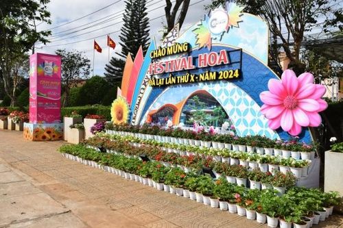 Đức Trọng tích cực chỉnh trang đô thị chào mừng Festival Hoa Đà Lạt lần thứ X