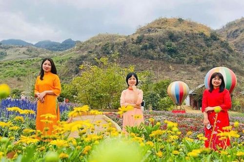 Đa dạng hóa các sản phẩm thu hút khách du lịch