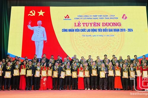 Công ty CP Gang thép Thái Nguyên: Tuyên dương 65 công nhân lao động tiêu biểu