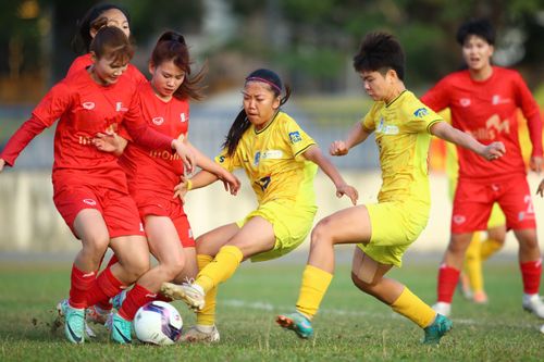 Cúp Quốc gia nữ 2024: Huỳnh Như đón sinh nhật không trọn vẹn
