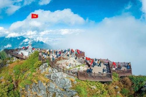 'Khuấy động' thị trường du lịch cuối năm