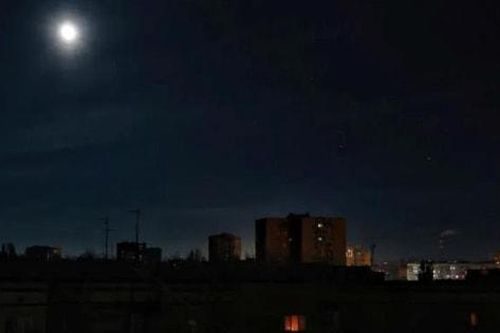Nga tiến hành cuộc tấn công tên lửa hàng loạt trên khắp Ukraine