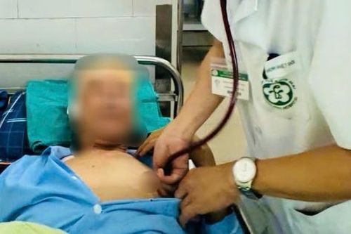 Người đàn ông ở Hải Dương đi khám vì đau đầu bất ngờ phát hiện hoại tử não, bác sĩ chỉ rõ nguyên nhân từ căn bệnh nguy hiểm này