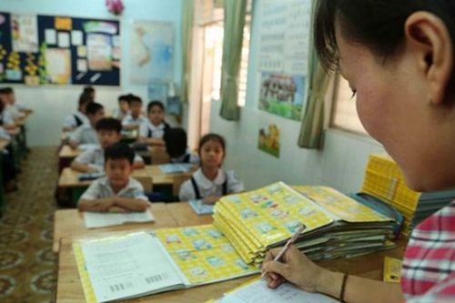 Giảm áp lực cho giáo viên