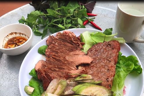 Về Tam Đảo ăn 'bò kiến đốt'