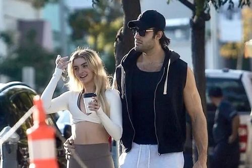 Chồng cũ Britney Spears công khai bạn gái