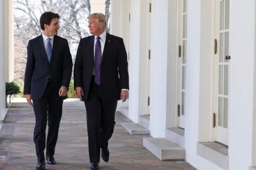 Ông Biden muốn ông Trump 'xoay ngược' chính sách thuế