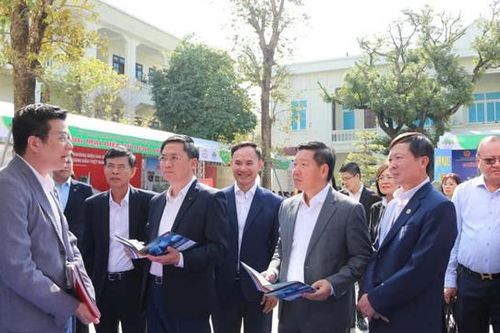 Huyện Quốc Oai phát động toàn dân tham gia chuyển đổi số