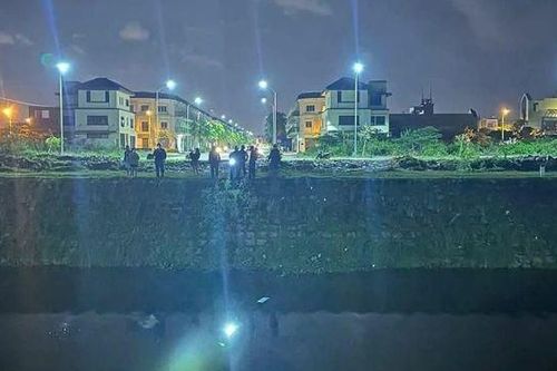 Tai nạn giao thông mới nhất 29/11/2024: đi theo Google Maps, thanh niên rơi xuống nước