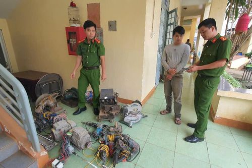 Đắk Lắk: thủ đoạn tinh vi của gã trộm cắp đóng giả 'lao công'