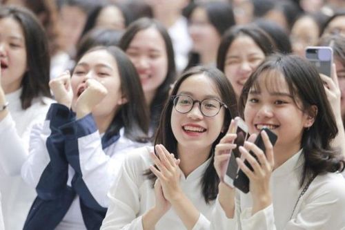 Thành phố Hồ Chí Minh phải đi đầu trong xây dựng mô hình 'Trường học hạnh phúc'