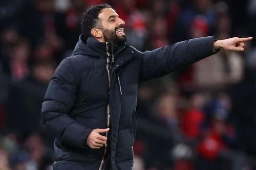 Amorim thừa nhận như 'ngồi trên đống lửa' khi xem Man.United