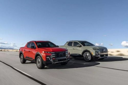 Hyundai Tucson và Santa Cruz bị lỗi 'tự trôi' khi dừng xe?