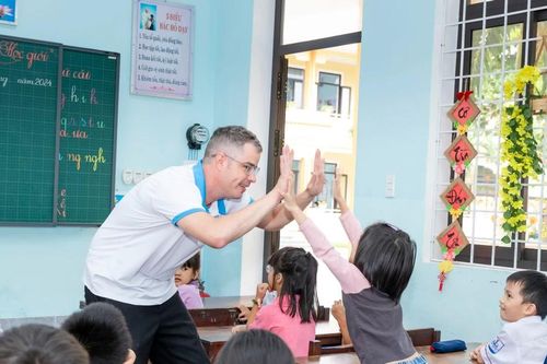 Gỡ khó cho thầy và trò