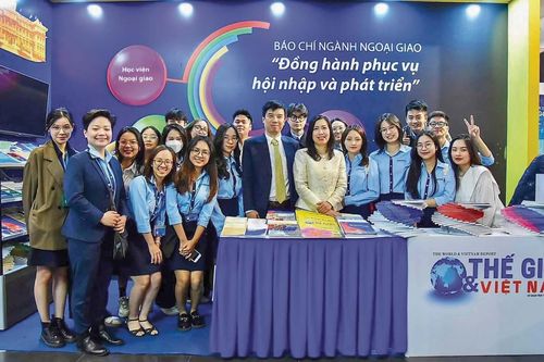 Báo Thế giới và Việt Nam: Định vị chính mình trên con đường phát triển!