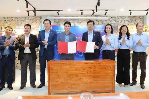 Báo Thế giới và Việt Nam ký thỏa thuận hợp tác với Báo Thái Nguyên