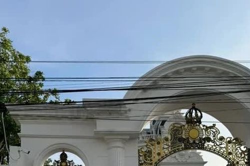 Biệt phủ của đại gia Bình Thuận tiếp tục được lùi thời hạn tháo dỡ