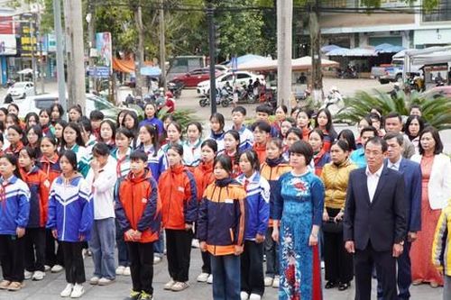 Học sinh xứ Lạng tham gia tập huấn truyền thông diễn đàn trẻ em