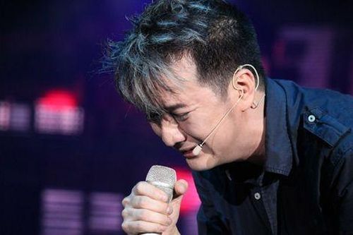Showbiz 29/11: Đàm Vĩnh Hưng lên tiếng về tai nạn mất ngón chân