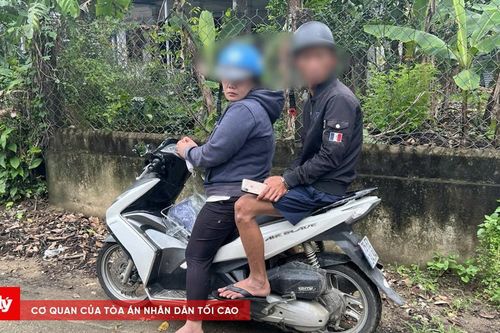 Khởi tố, bắt tạm giam hai đối tượng cướp tài sản