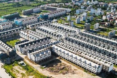 Từ Úc tìm mua nhà Hà Nội, bật ngửa khi môi giới nói '22 tỷ chẳng mua được gì'