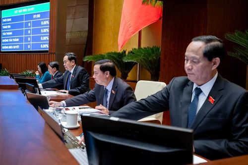 Quốc hội biểu quyết thông qua Luật Địa chất và khoáng sản