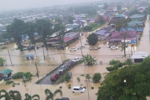 Lũ lụt nghiêm trọng ở Malaysia: Hơn 80.000 người phải sơ tán, mưa lớn vẫn trút xuống