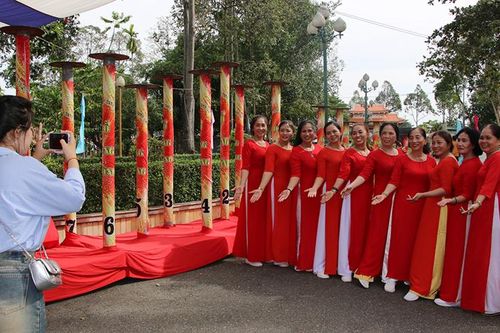 Hơn 12.100 lượt khách viếng, tham quan dịp Lễ giỗ lần thứ 95 của Cụ Phó bảng Nguyễn Sinh Sắc