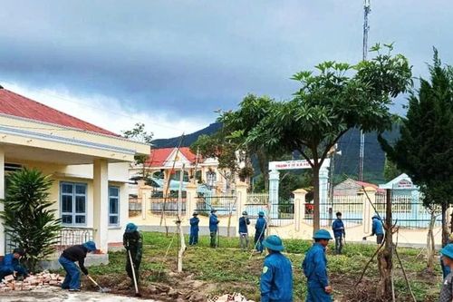 Tuổi trẻ lực lượng vũ trang tỉnh xung kích hướng về cơ sở