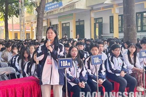 Đổi mới tiết sinh hoạt dưới cờ trong các trường phổ thông