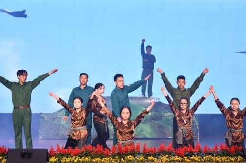 Hơn 400 người tham gia Hội thi văn nghệ Ngày hội Văn hóa Quân - Dân