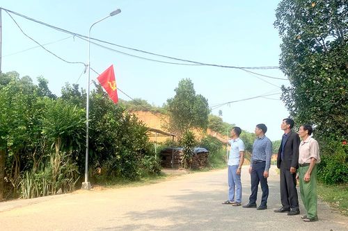 Công tác dân vận ở Hùng Xuyên