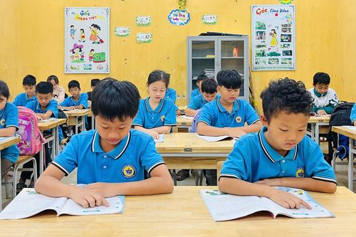 Đưa tiếng Anh đến học sinh vùng cao