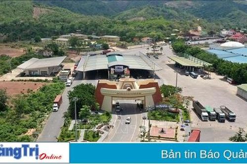 Thúc đẩy hợp tác đầu tư, thương mại và du lịch ba tỉnh Quảng Trị - Savannakhet - Salavan