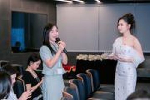 Beauty Blogger Ngọc Lan chỉ ra sự khác biệt giữa cấp ẩm và khóa ẩm