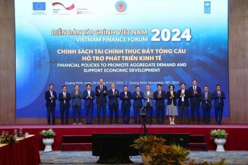 Khai mạc Diễn đàn Tài chính Việt Nam 2024