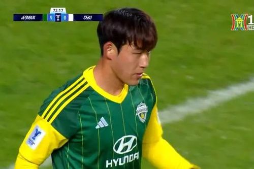 CLB Jeonbuk Hyundai Motor giành vé vào vòng trong