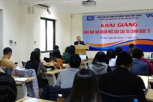 VAA khai giảng khóa đào tạo Chuẩn mực báo cáo tài chính quốc tế - IFRS