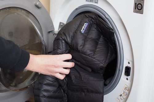 Sai lầm khi giặt áo khoác lông vũ khiến áo hỏng ngay
