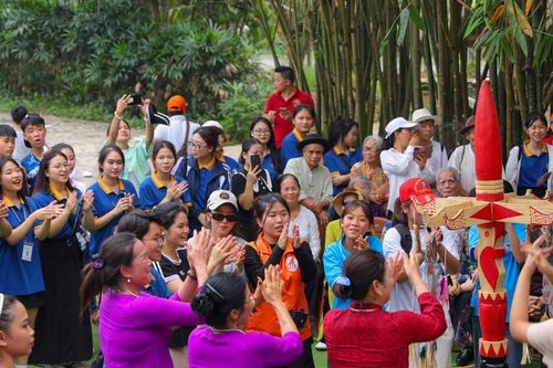 Khuyến khích sinh viên toàn năng