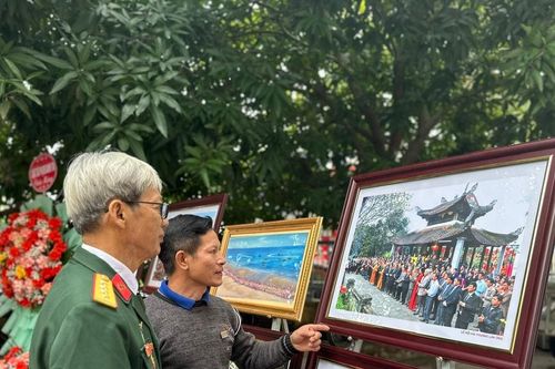'Quân đội anh hùng - Cựu chiến binh gương mẫu'