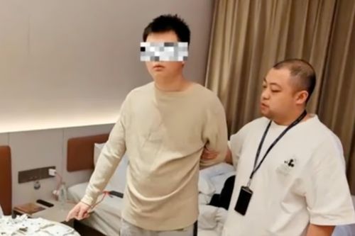 Thiếu tiền du lịch, nam sinh dùng gián chết để bùng tiền 63 khách sạn