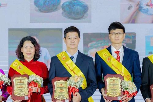 Máy tính Thánh Gióng vinh dự được vinh danh từ niềm tin của người tiêu dùng