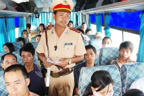 Quy định mới: Các bước tiến hành kiểm soát của Cảnh sát giao thông