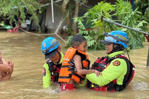Thái Lan và Malaysia hứng chịu lũ lụt tồi tệ, ít nhất 12 người thiệt mạng